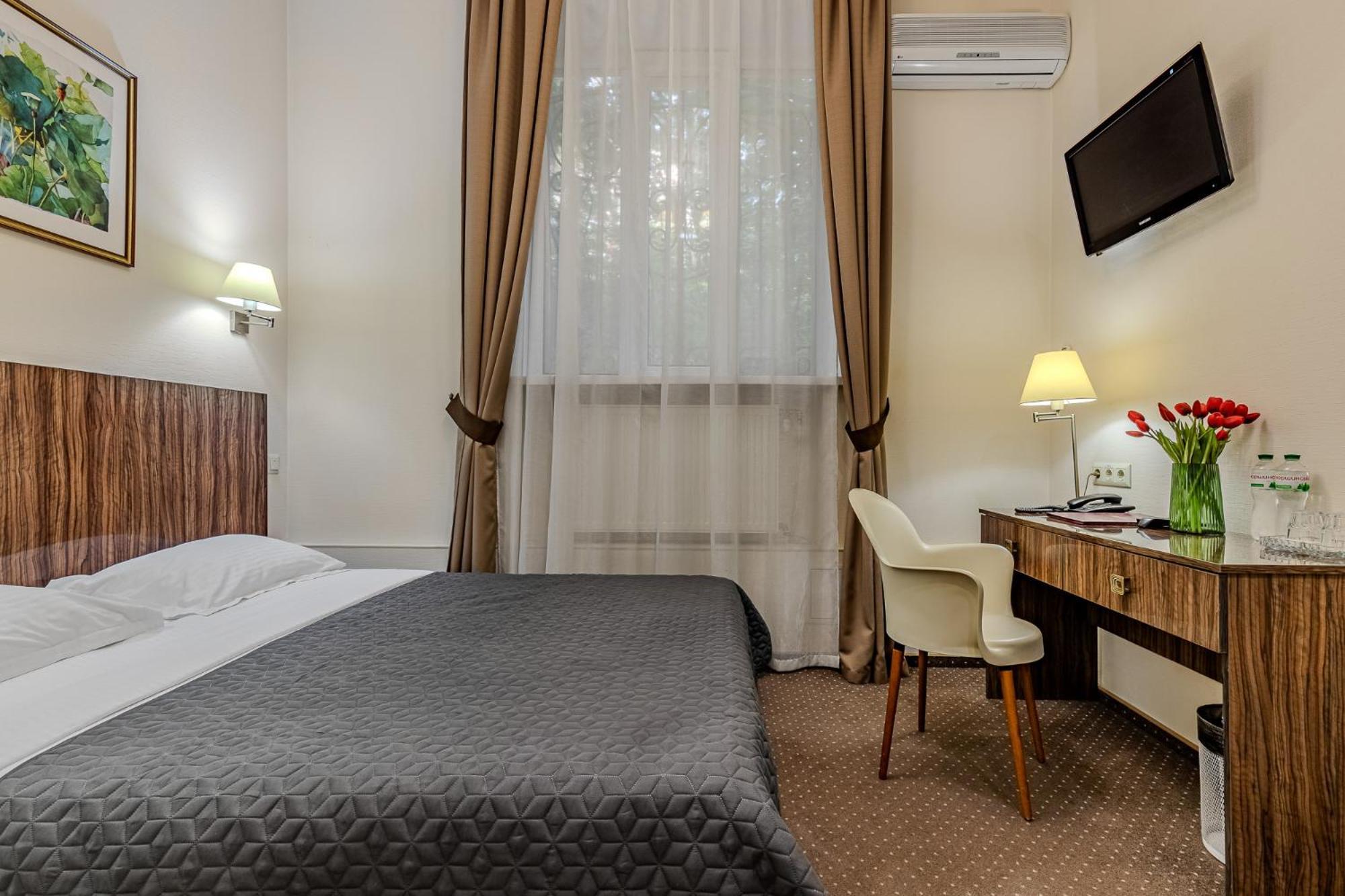 Gallery Hotel Gintama Apgrade Kiev Rum bild