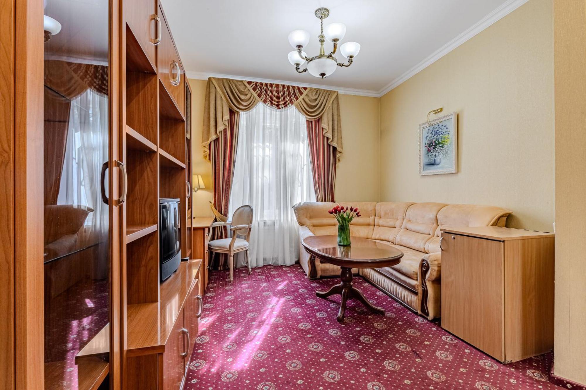 Gallery Hotel Gintama Apgrade Kiev Exteriör bild