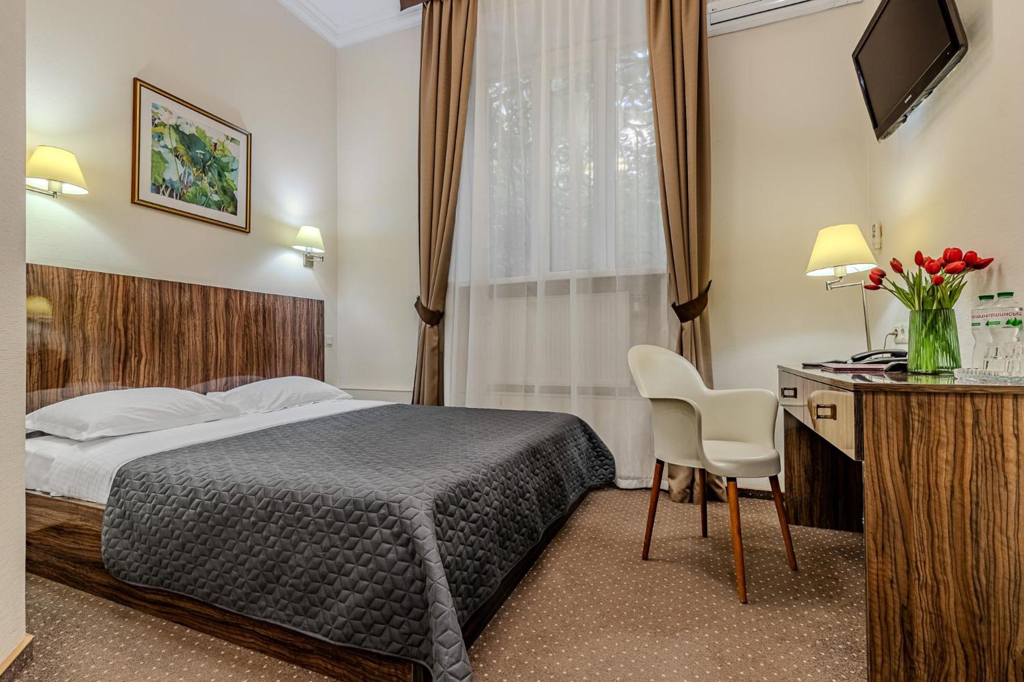 Gallery Hotel Gintama Apgrade Kiev Rum bild