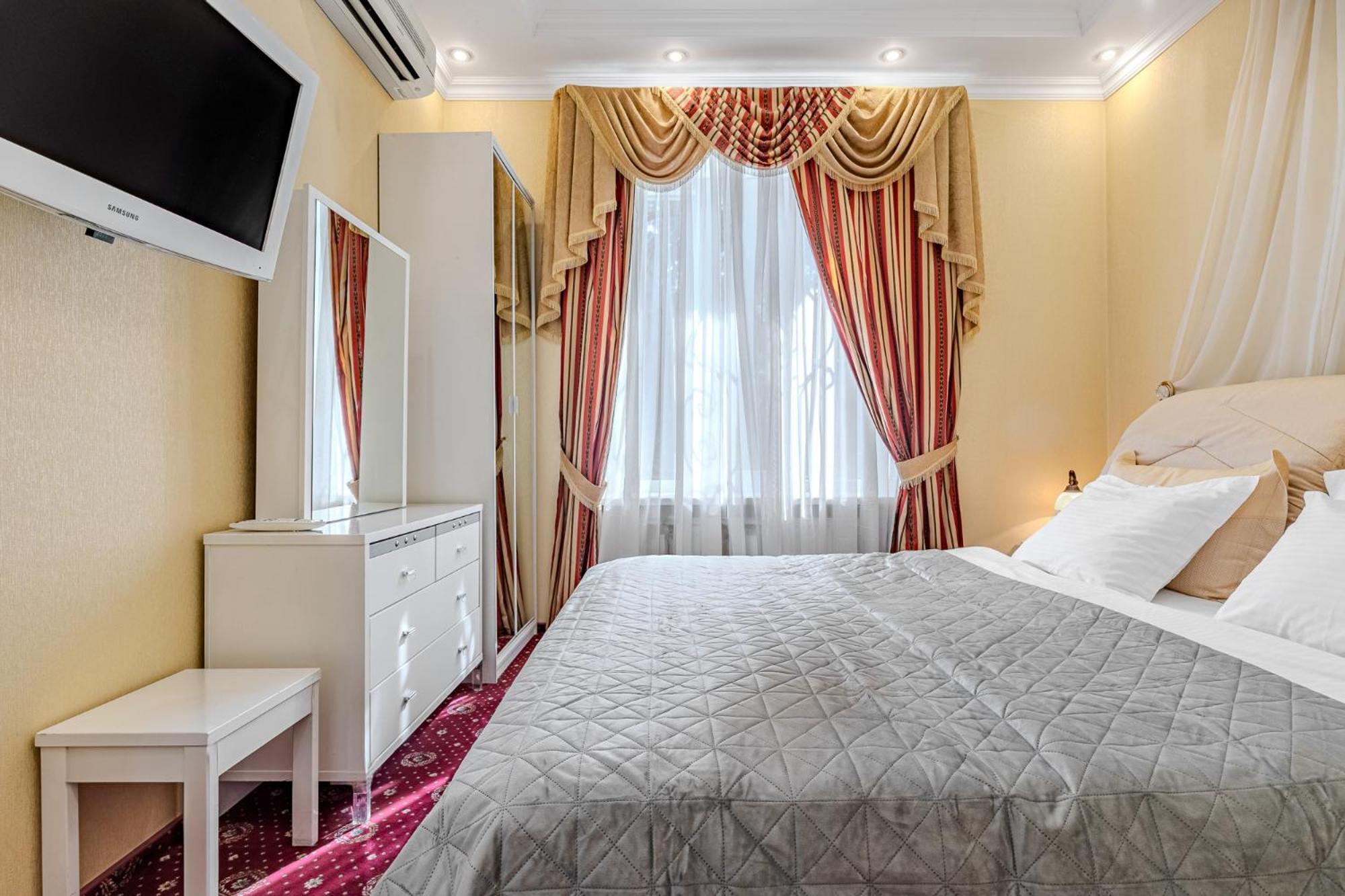 Gallery Hotel Gintama Apgrade Kiev Exteriör bild