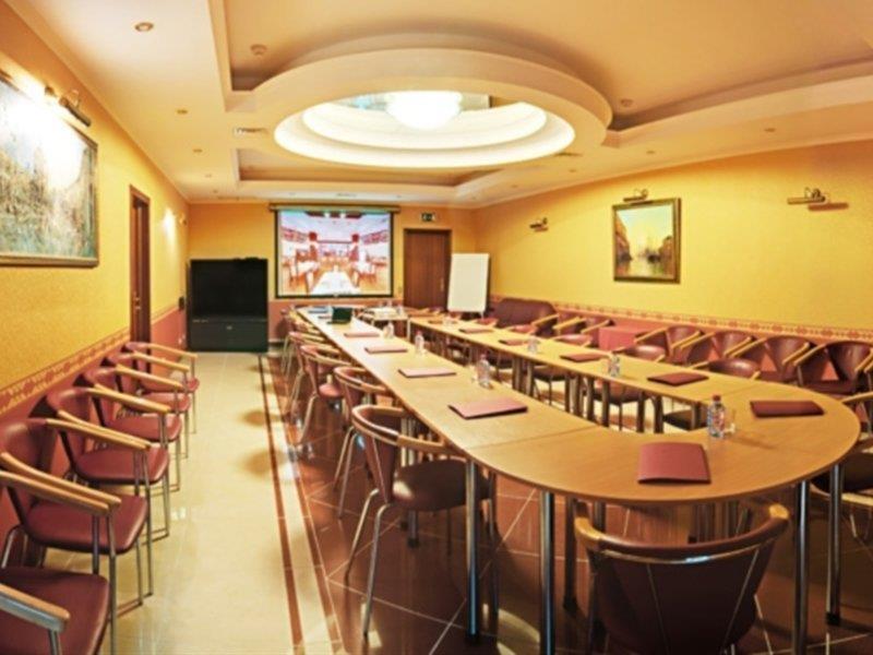Gallery Hotel Gintama Apgrade Kiev Exteriör bild